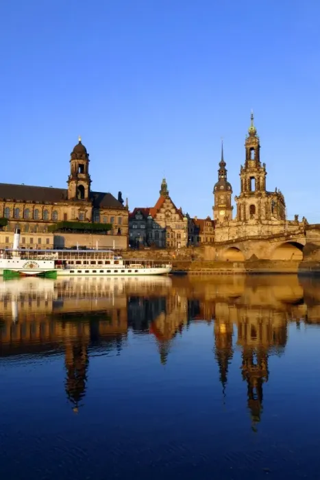 Framed Print : Elbe River and Old Town skyline, Dresden, Saxony, Germany, Europe Framed Print : Elbe River and Old Town skyline, Dresden, Saxony, Germany, Europe