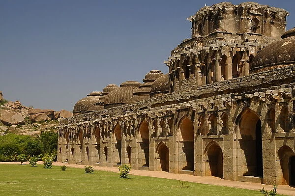 Elephant Stables, Hampi, UNESCO World Heritage Site, Karnataka, India, Asia