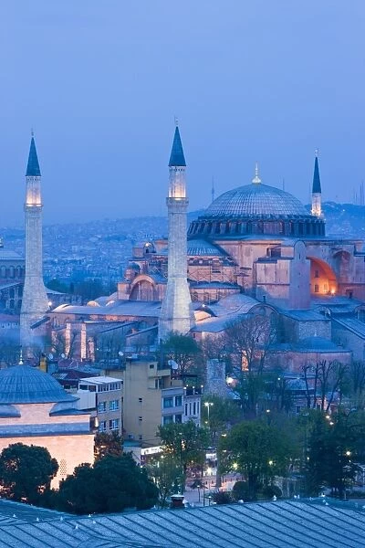 Elevated view of Aya Sofya (Hagia Sophia) (Sancta Sophia), UNESCO World Heritage Site