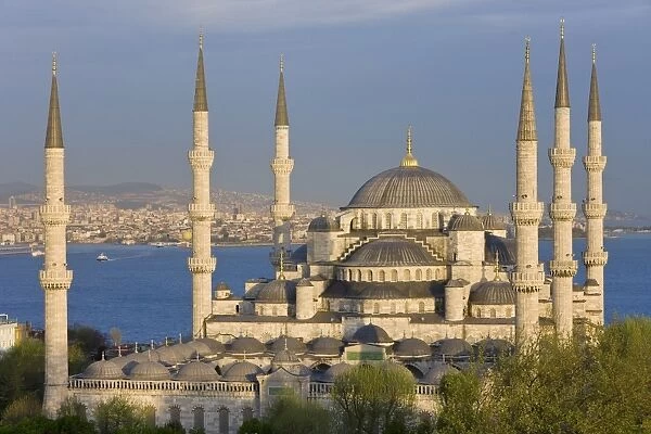 Elevated view of the Blue Mosque (Sultan Ahmet) in Sultanahmet, overlooking the Bosphorus