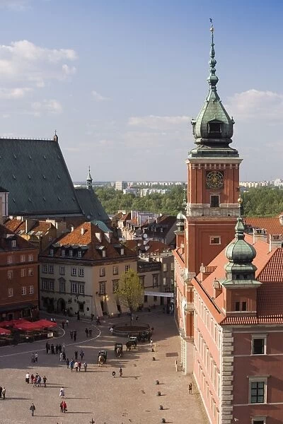 Elevated view over Castle Square (Plac Zamkowy)