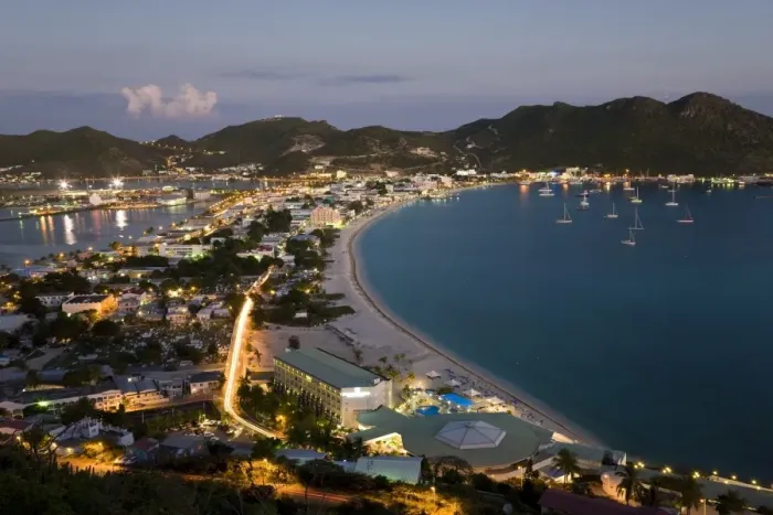 Framed Print : Elevated view over Great Bay and the Dutch capital of Philipsburg, St. Maarten Framed Print : Elevated view over Great Bay and the Dutch capital of Philipsburg, St. Maarten