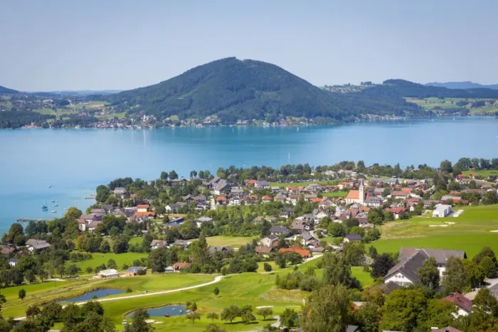Framed Print : Elevated view over picturesque Weyregg am Attersee, Attersee, Salzkammergut, Austria, Europe Framed Print : Elevated view over picturesque Weyregg am Attersee, Attersee, Salzkammergut, Austria, Europe