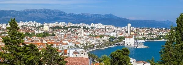 Elevated view over Splits picturesque Stari Grad and harbour, Split, Dalmatia, Croatia, Europe