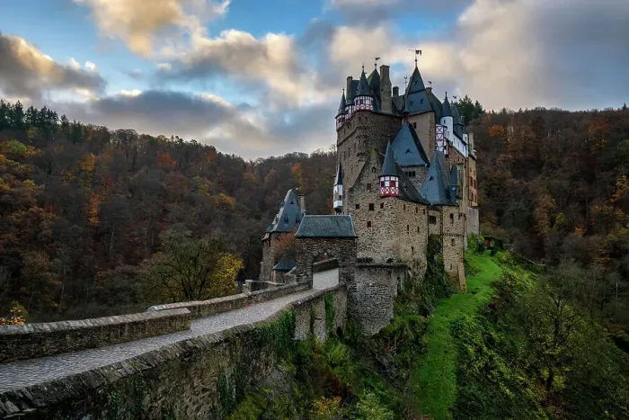 Framed Print : Eltz medieval historic castle in an autumn landscape with trees at sunrise, Wierschem, Rhineland-Palatinate, Germany, Europe Framed Print : Eltz medieval historic castle in an autumn landscape with trees at sunrise, Wierschem, Rhineland-Palatinate, Germany, Europe