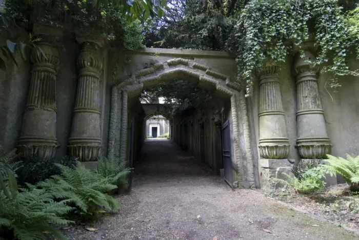 Framed Print : Entrance to Egyptian Avenue, Highgate Cemetery West, Highgate, London, England, United Kingdom, Europe