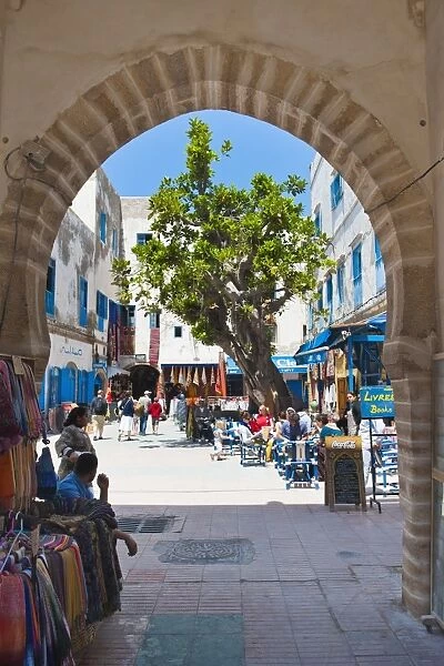 Entrance to the Essaouiras old Medina, formerly Mogador, UNESCO World Heritage Site, Morocco, North Africa, Africa