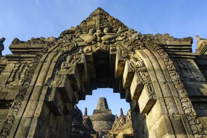 Framed Print : Entrance gate to the temple complex of Borobodur, UNESCO World Heritage Site, Java, Indonesia, Southeast Asia, Asia Framed Print : Entrance gate to the temple complex of Borobodur, UNESCO World Heritage Site, Java, Indonesia, Southeast Asia, Asia