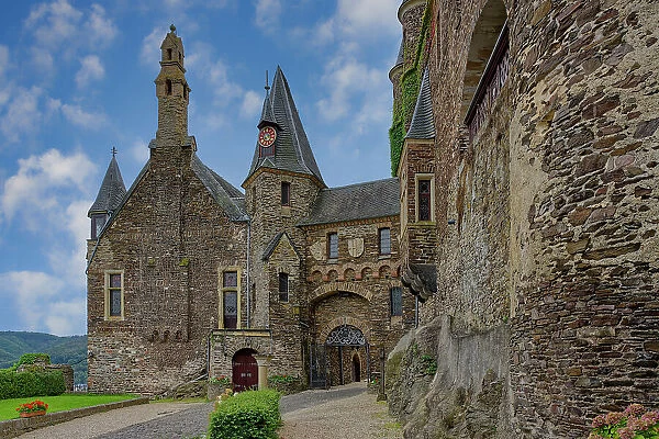 Entrance, Former Imperial Castle, Cochem, Rhineland Palatinate, Germany, Europe