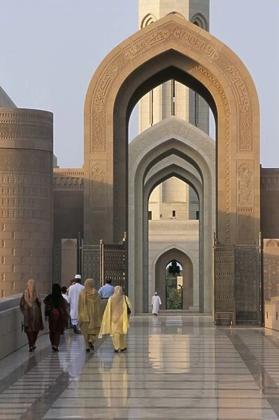Entrance to Madinat al Sultan Qaboos