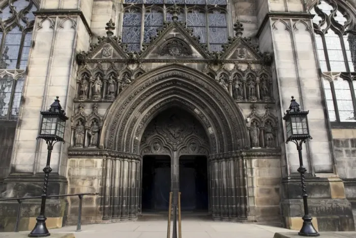 Framed Print : The entrance to St. Giles Cathedral, the High Kirk of Scotland, on the Royal Mile in Edinburgh