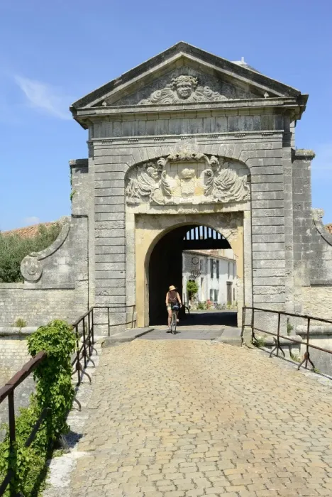 Framed Print : Entrance to town, St. Martin de Re, Ile de Re, Charente-Maritime, Poitou-Charentes Framed Print : Entrance to town, St. Martin de Re, Ile de Re, Charente-Maritime, Poitou-Charentes