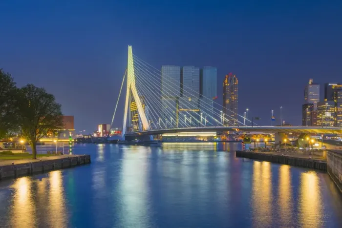 Framed Print : Erasmusbrug (Erasmus Bridge) and Wilhelminakade 137, De Rotterdam, The Rotterdam Building Framed Print : Erasmusbrug (Erasmus Bridge) and Wilhelminakade 137, De Rotterdam, The Rotterdam Building