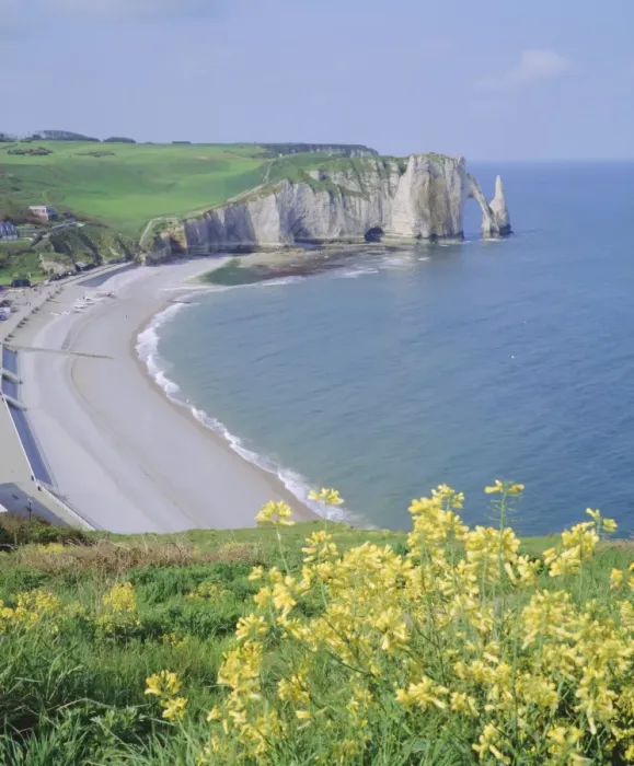 Framed Print : Etretat, Seine Maritime, Haute Normandie (Normandy), France, Europe Framed Print : Etretat, Seine Maritime, Haute Normandie (Normandy), France, Europe