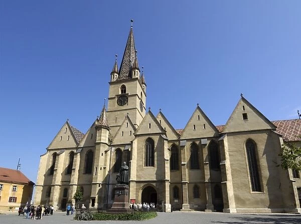 Evangelical Cathedral, Piata Huet, Sibiu, Transylvania, Romania, Europe