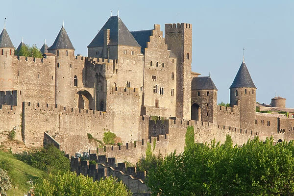 Evening light on the medieval city of La Cite, Carcassonne, UNESCO World Heritage Site, Languedoc-Roussillon, France, Europe