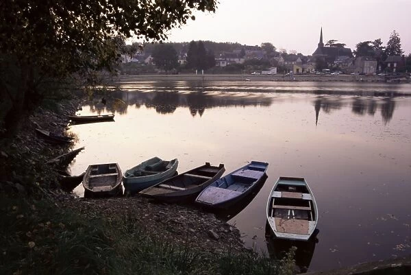 Evening on the river Mayenne at Grez Neuville, Loire Valley, Pays de la Loire