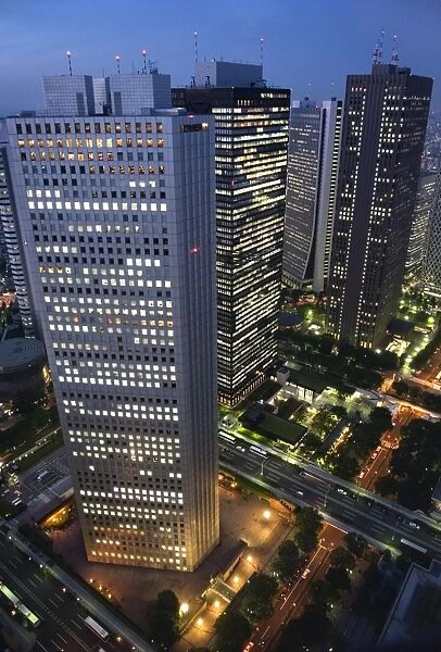 Evening skyline view of skyscraper corporate buildings in Nishi Shinjuku (West Shinjuku)