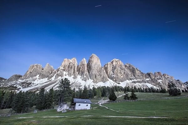 Evening view of the massif of the Odle-Villnoss in the Odle-Puez Nature Park, South Tyrol, Italy, Europe