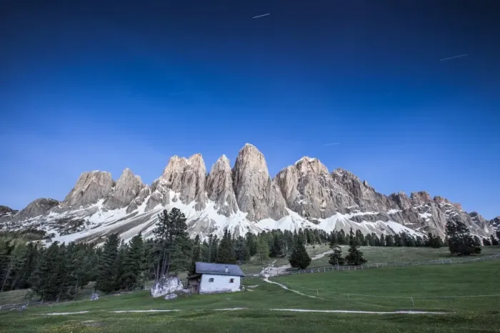 Framed Print : Evening view of the massif of the Odle-Villnoss in the Odle-Puez Nature Park, South Tyrol, Italy, Europe Framed Print : Evening view of the massif of the Odle-Villnoss in the Odle-Puez Nature Park, South Tyrol, Italy, Europe