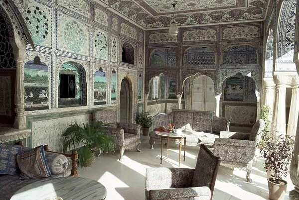 The exquisitely hand painted Sultan Mahal