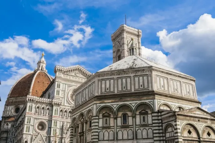 Framed Print : Exterior of the cathedral of Santa Maria del Fiore and Baptistery, Piazza del Duomo, UNESCO, Firenze, Tuscany, Italy Framed Print : Exterior of the cathedral of Santa Maria del Fiore and Baptistery, Piazza del Duomo, UNESCO, Firenze, Tuscany, Italy