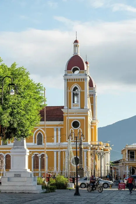 Framed Print : Exterior of Granada Cathedral, Granada, Nicaragua, Central America Framed Print : Exterior of Granada Cathedral, Granada, Nicaragua, Central America