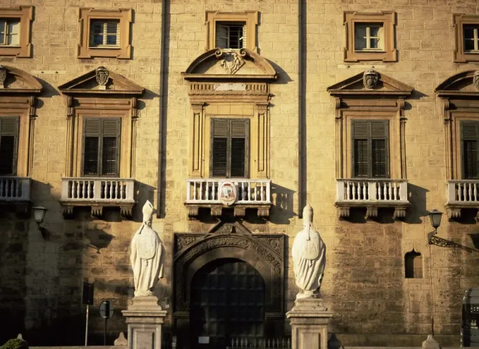 Framed Print : Exterior of the Palazzo Vescovile Framed Print : Exterior of the Palazzo Vescovile