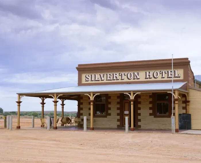 Framed Print : Exterior of Silverton Hotel, New South Wales, Australia, Pacific Framed Print : Exterior of Silverton Hotel, New South Wales, Australia, Pacific