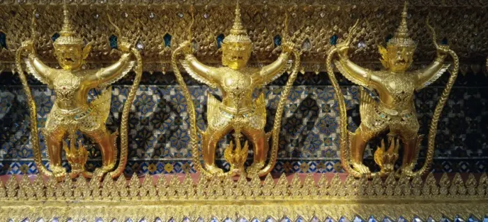 Framed Print : Detail of the exterior of Wat Phra Kaew Framed Print : Detail of the exterior of Wat Phra Kaew