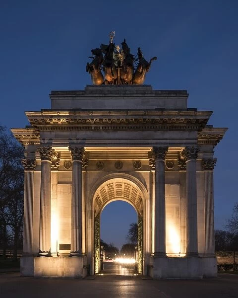 Exterior of Wellington Arch at night, Hyde Park Corner, London, England, United Kingdom