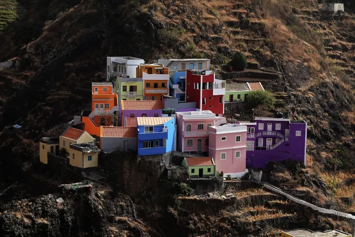 Framed Print : The extraordinary clifftop village of Fontainhas, northern Saint Anthony, Cape Verde Framed Print : The extraordinary clifftop village of Fontainhas, northern Saint Anthony, Cape Verde