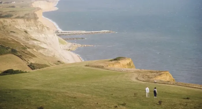 Framed Print : Eype mouth, Dorset coast path to Thornecombe Beacon, Jurassic Coast, UNESCO World Heritage Site