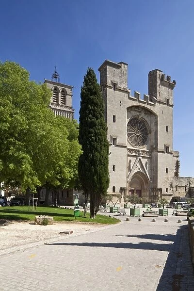 The front facade of Beziers Cathedral, Beziers, Languedoc-Roussillon, France, Europe