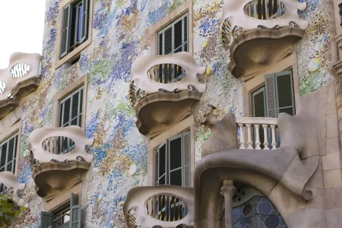 Framed Print : Facade of Casa Batlo, UNESCO World Heritage Site, Barcelona, Catalonia, Spain, Europe Framed Print : Facade of Casa Batlo, UNESCO World Heritage Site, Barcelona, Catalonia, Spain, Europe