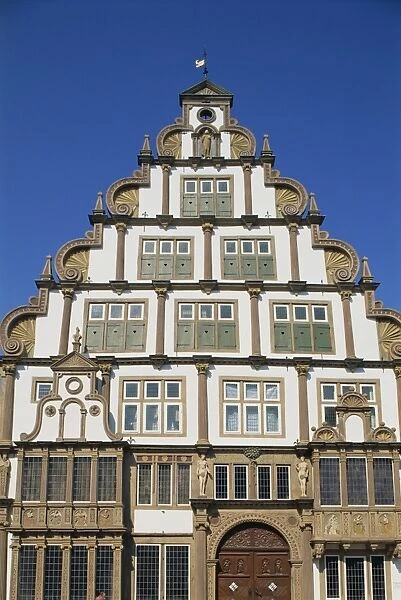 The facade of the Hexenburgermeisterhaus in Lemgo