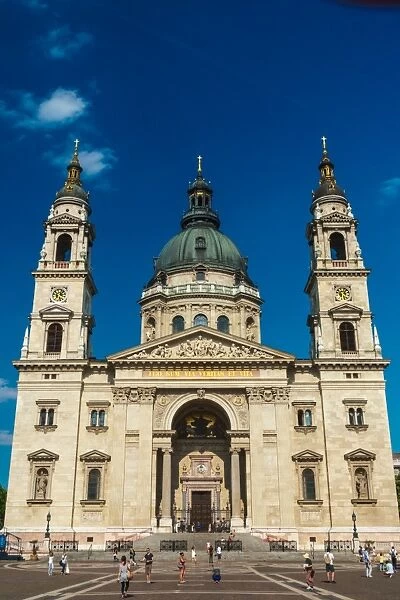 Facade of St. Stephens Basilica, Budapest, Hungary, Europe