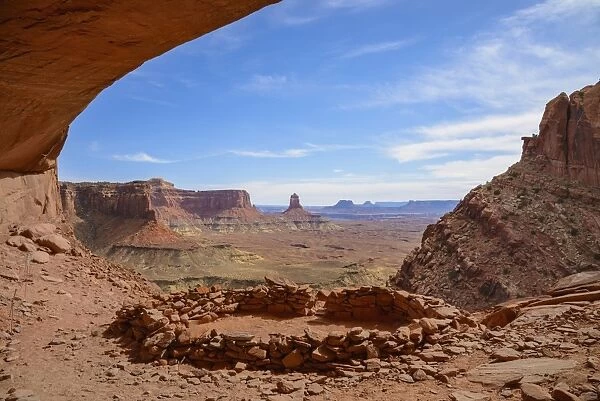 False Kiva, Ancient Indian Ruins, Canyonlands National Park, Islands in the Sky, Utah, United States of America, North America