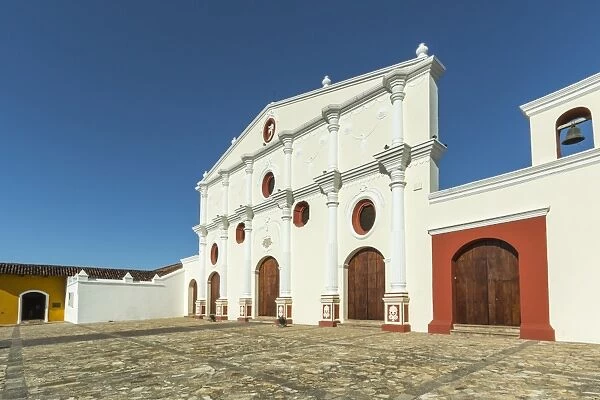 Famous facade of the Museum and Convent of San Francisco dating from 1529, the oldest church in Central America, Granada, Nicaragua, Central America