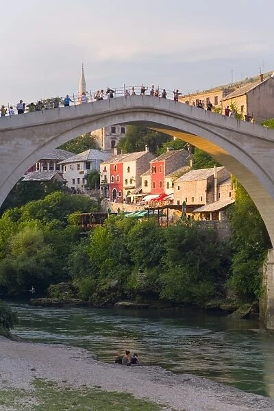 The famous Old Bridge of Mostar built in 1566, destroyed in 1993, rebuilt in 2004 as the New Old Bridge, Mostar, Herzegovina, Bosnia and Herzegovina