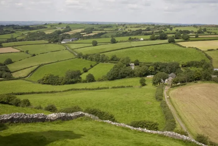 Framed Print : Farm beside Carreg Cennon castle, Brecon Beacons National Park, Wales, United Kingdom