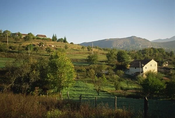 Farm landscape near Tagliacozzo, Abruzzo, Italy, Europe