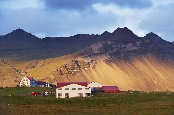 Farm near Hofn, East Fjords region (Austurland), Iceland, Polar Regions