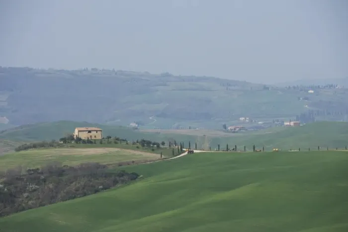 Framed Print : Farm near Pienza Framed Print : Farm near Pienza