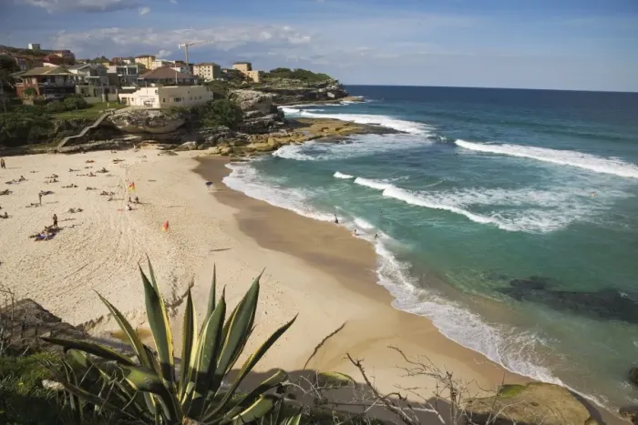 Framed Print : The fashionable beach at Tamarama, the sought-after district between Bondi