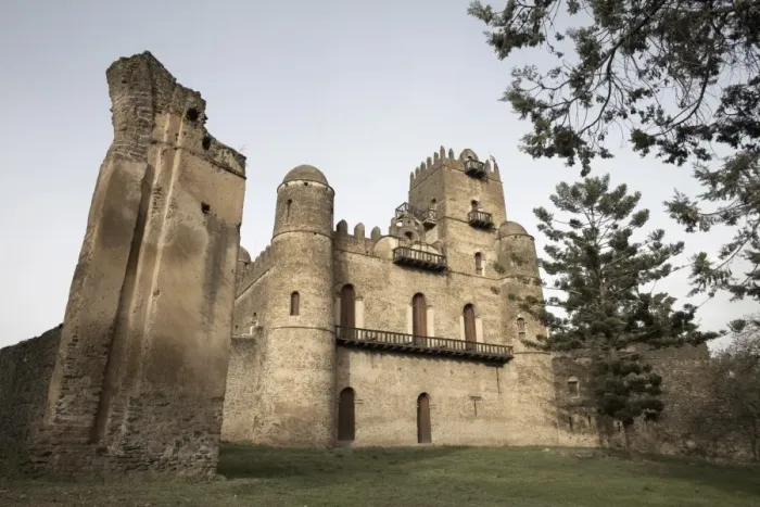 Framed Print : Fasiladas Palace, part of the Royal Enclosure, Gondar, UNESCO World Heritage Site Framed Print : Fasiladas Palace, part of the Royal Enclosure, Gondar, UNESCO World Heritage Site
