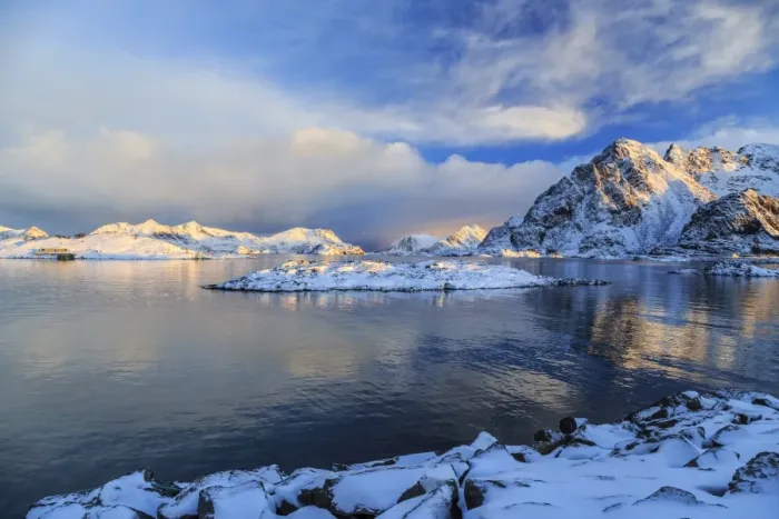 Framed Print : The feeble light of the sunset on a fjord near Henningsvaer covered in snow, Lofoten Islands, Arctic, Norway, Scandinavia, Europe Framed Print : The feeble light of the sunset on a fjord near Henningsvaer covered in snow, Lofoten Islands, Arctic, Norway, Scandinavia, Europe