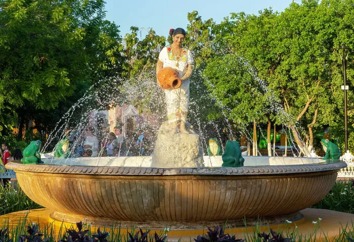 Framed Print : Female Mayan figure woman holding water jug in fountain, Francisco Canton Rosado Park, Vallodolid, Yucatan, Mexico, North America Framed Print : Female Mayan figure woman holding water jug in fountain, Francisco Canton Rosado Park, Vallodolid, Yucatan, Mexico, North America