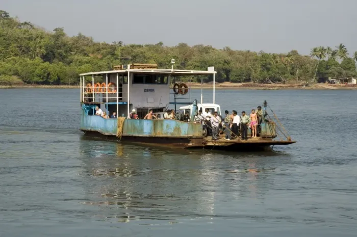 Framed Print : Ferry crossing the Tiracol River Framed Print : Ferry crossing the Tiracol River