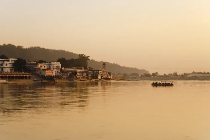 Framed Print : Ferry crosssing the River Ganges at sunset, Haridwar, Uttaranchal, India, Asia Framed Print : Ferry crosssing the River Ganges at sunset, Haridwar, Uttaranchal, India, Asia